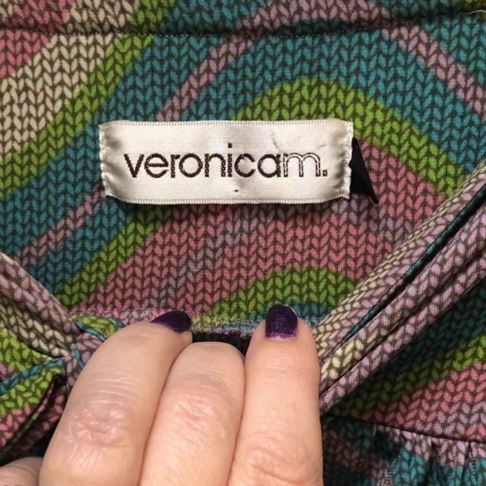 Veronica M Multicolor Wave Design Sleeveless Stra… - image 7